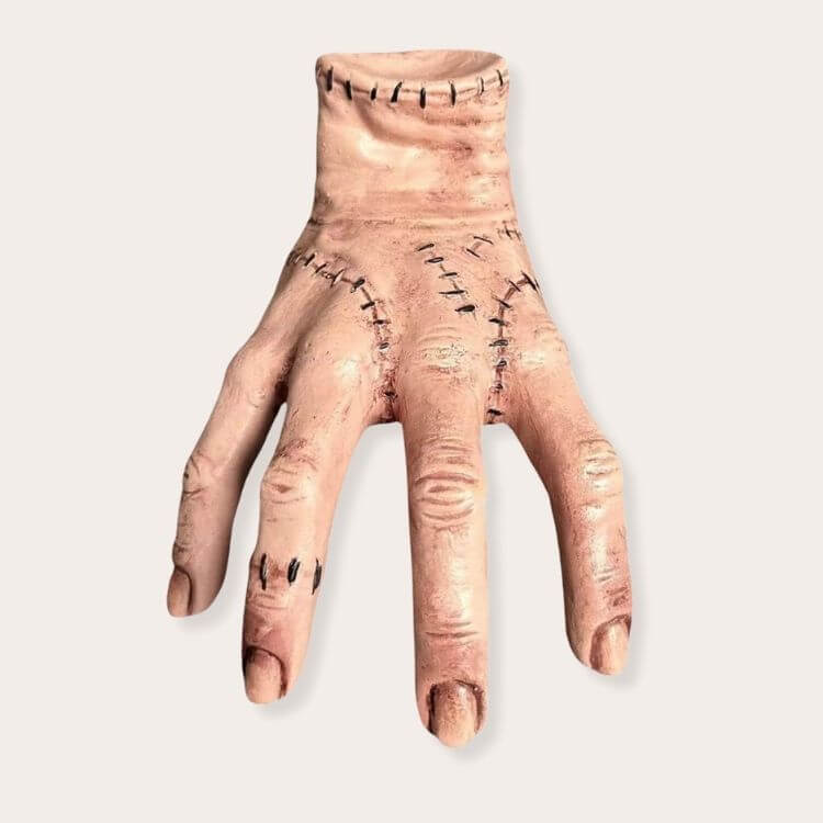 Realistic prosthetic hand