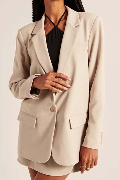 An Abercrombie single-breasted blazer in a versatile grey-beige hybrid shade.
