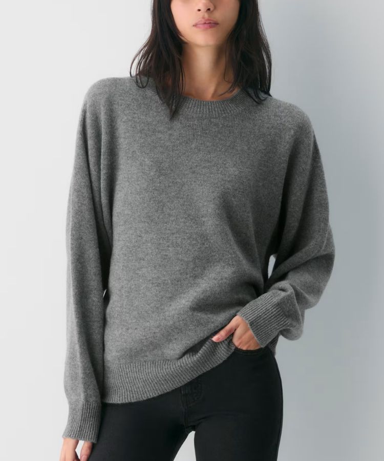 Catalog image of the Isabelle Wool Cashmere Sweater by Aritzia.