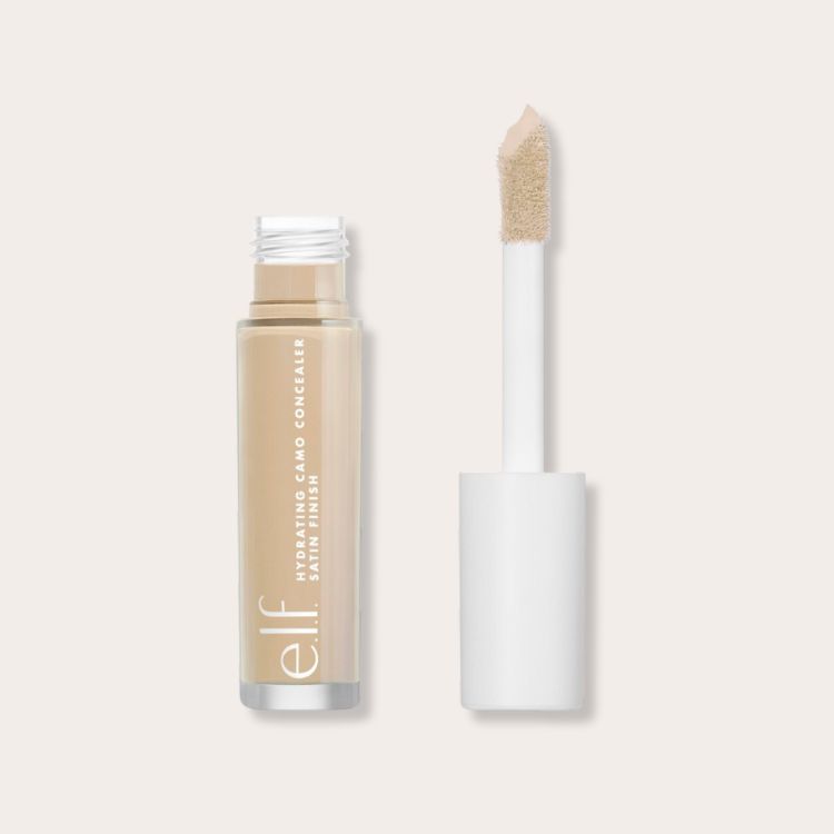 E.l.f. Hydrating Camo Concealer applicator and tube.
