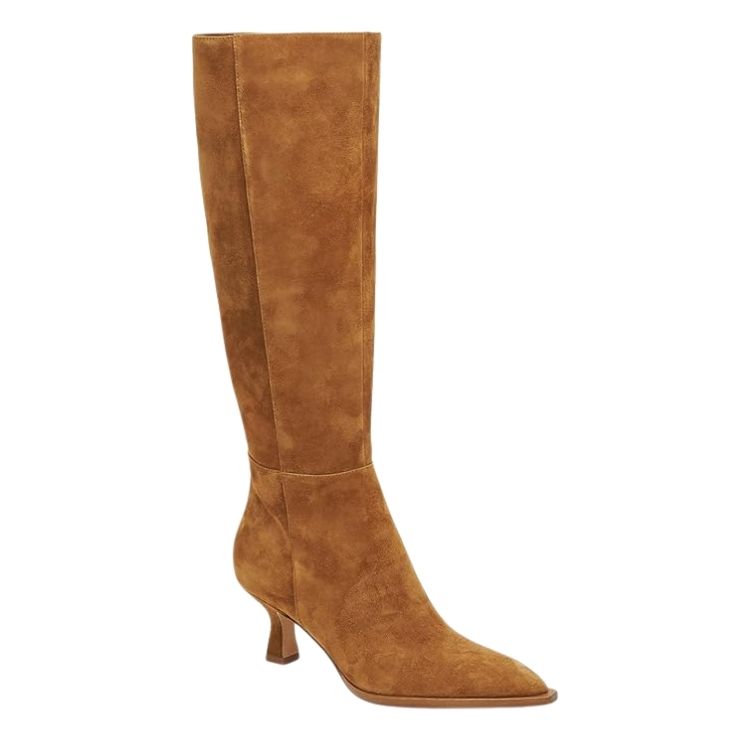 Knee-high suede boots with a low kitten heel