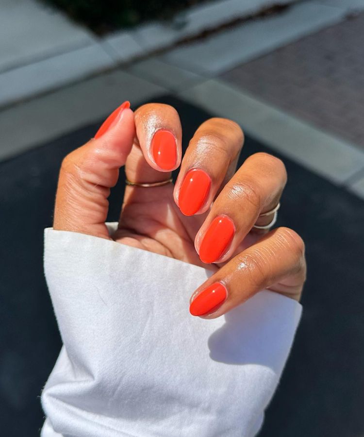 Turquoise jelly nails with a cool, watery translucency.