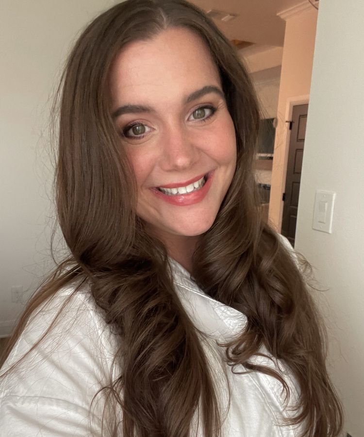 Selfie of editor Allyson.