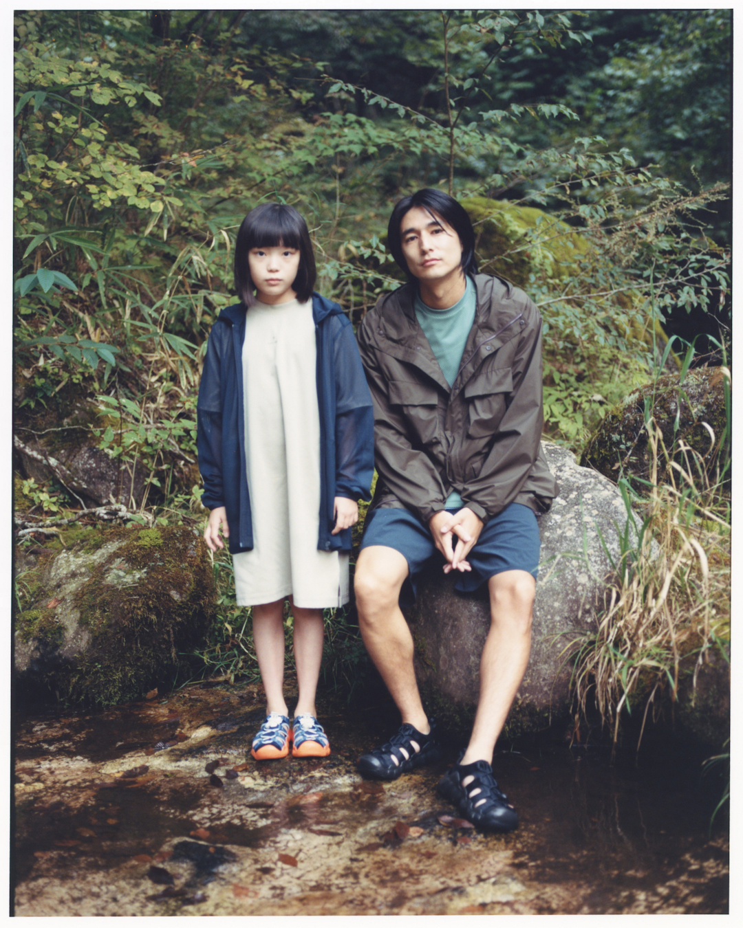 Side-profile shot of the sandal highlighting the thick, cushioned Kalibrate midsole platform.