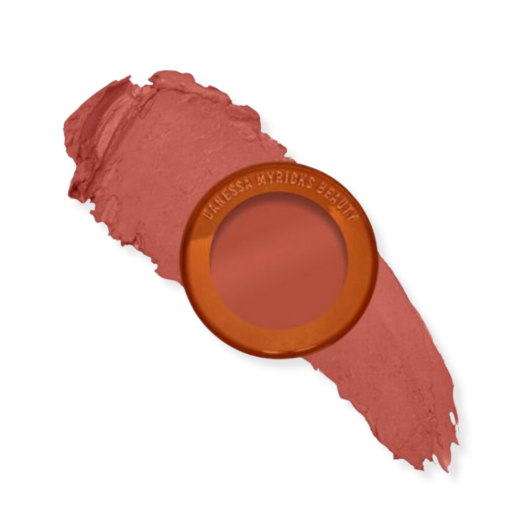 Danessa Myricks Beauty Blurring Balm Powder in Jubilee.