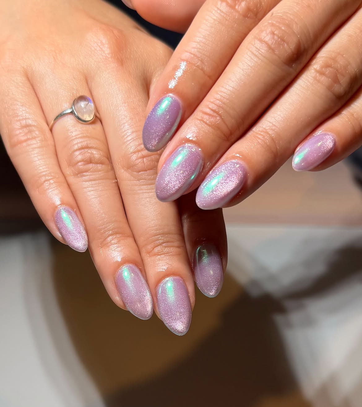 Mermaid Chrome Nails: 18 Trending Iridescent Ideas