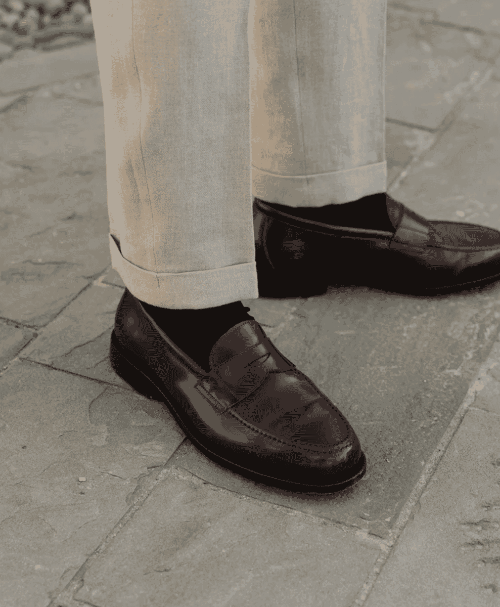 Full length of Velasca Salemi Linen Trousers showing natural flax texture