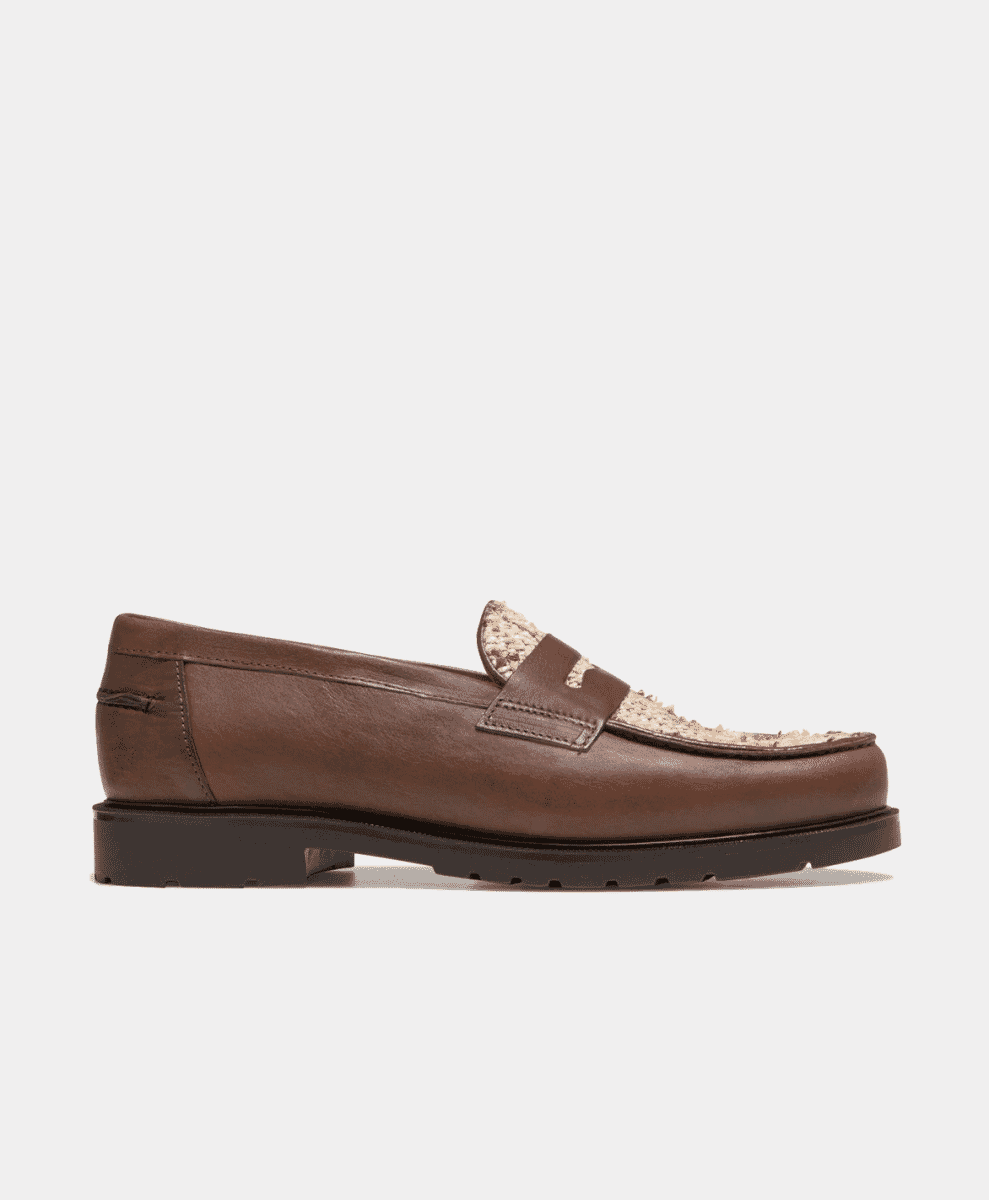 Kleman Escale Drift Loafers in beige suede