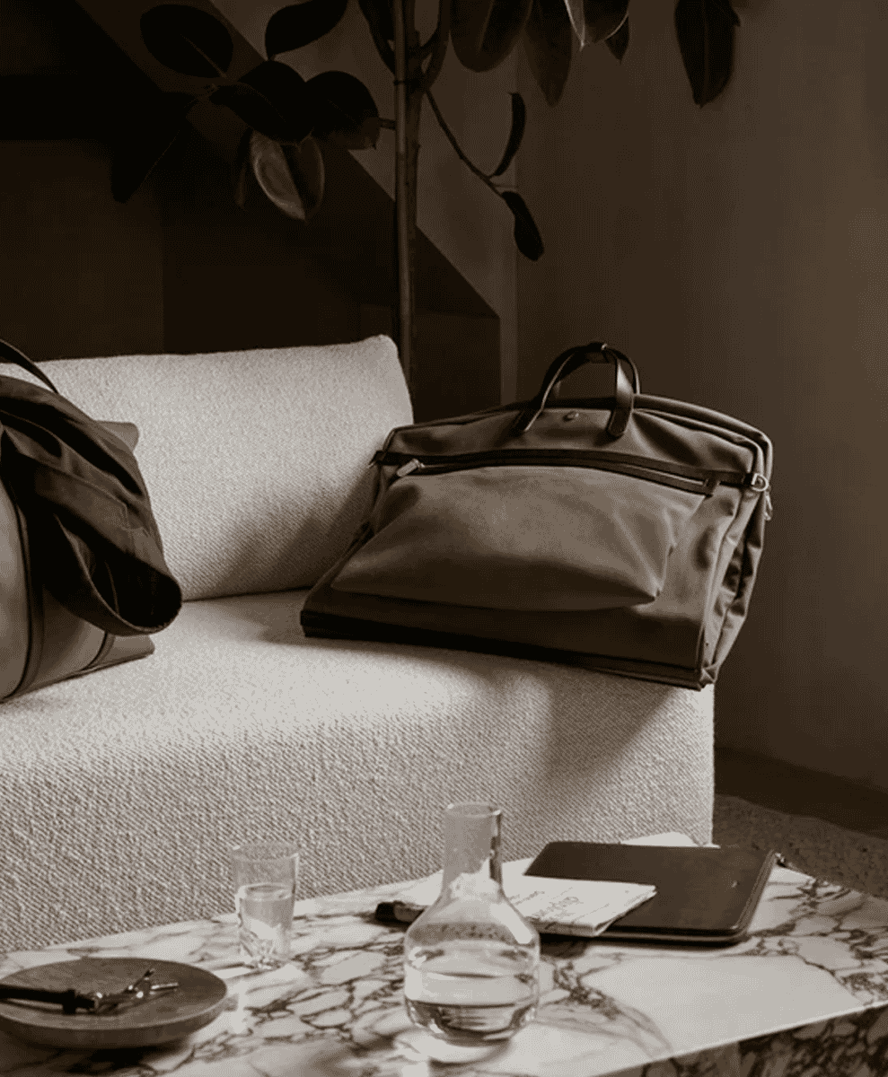MISMO M/S Suit Carrier in navy canvas